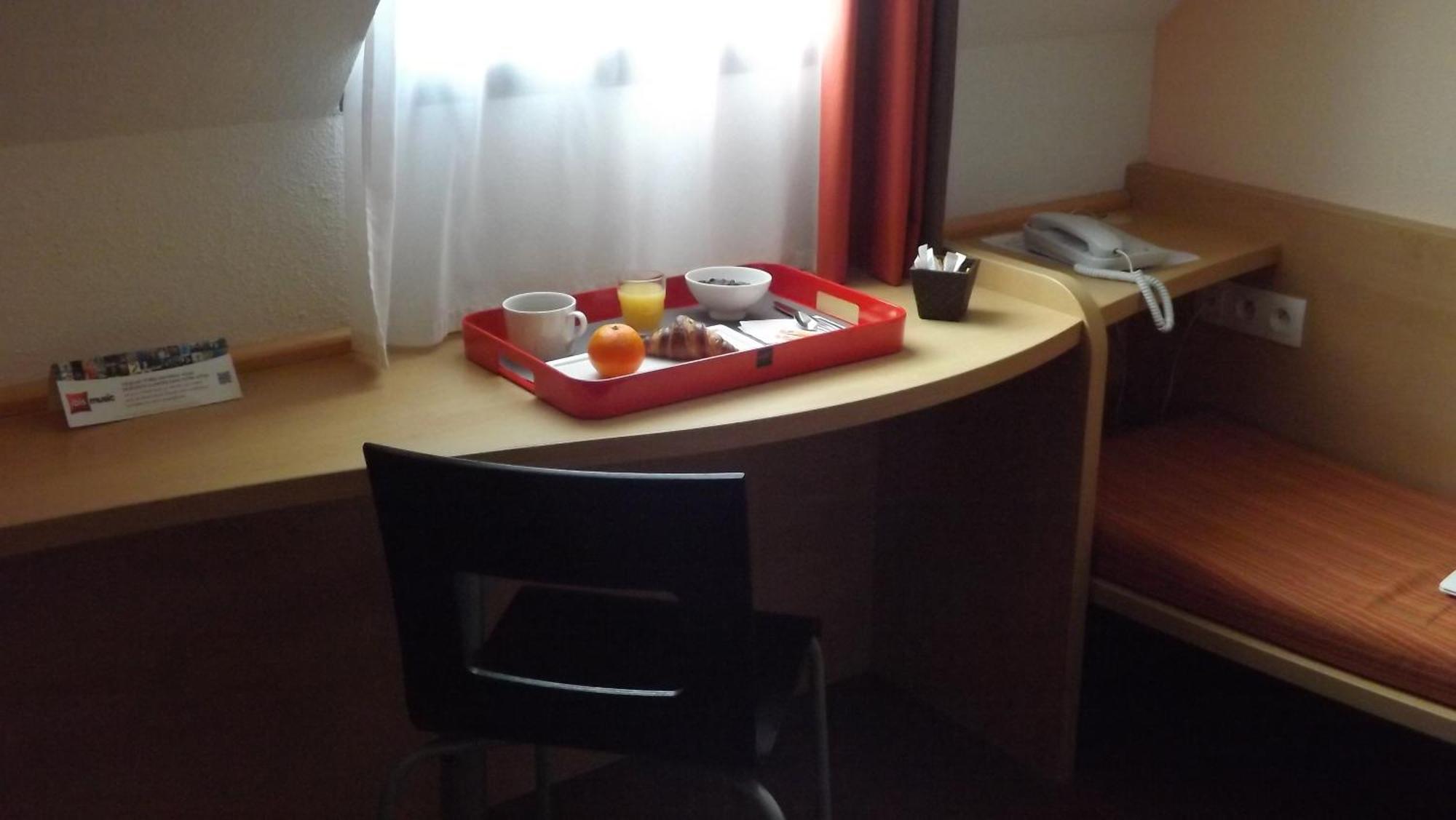 Ibis Bayeux En Bessin Hotel