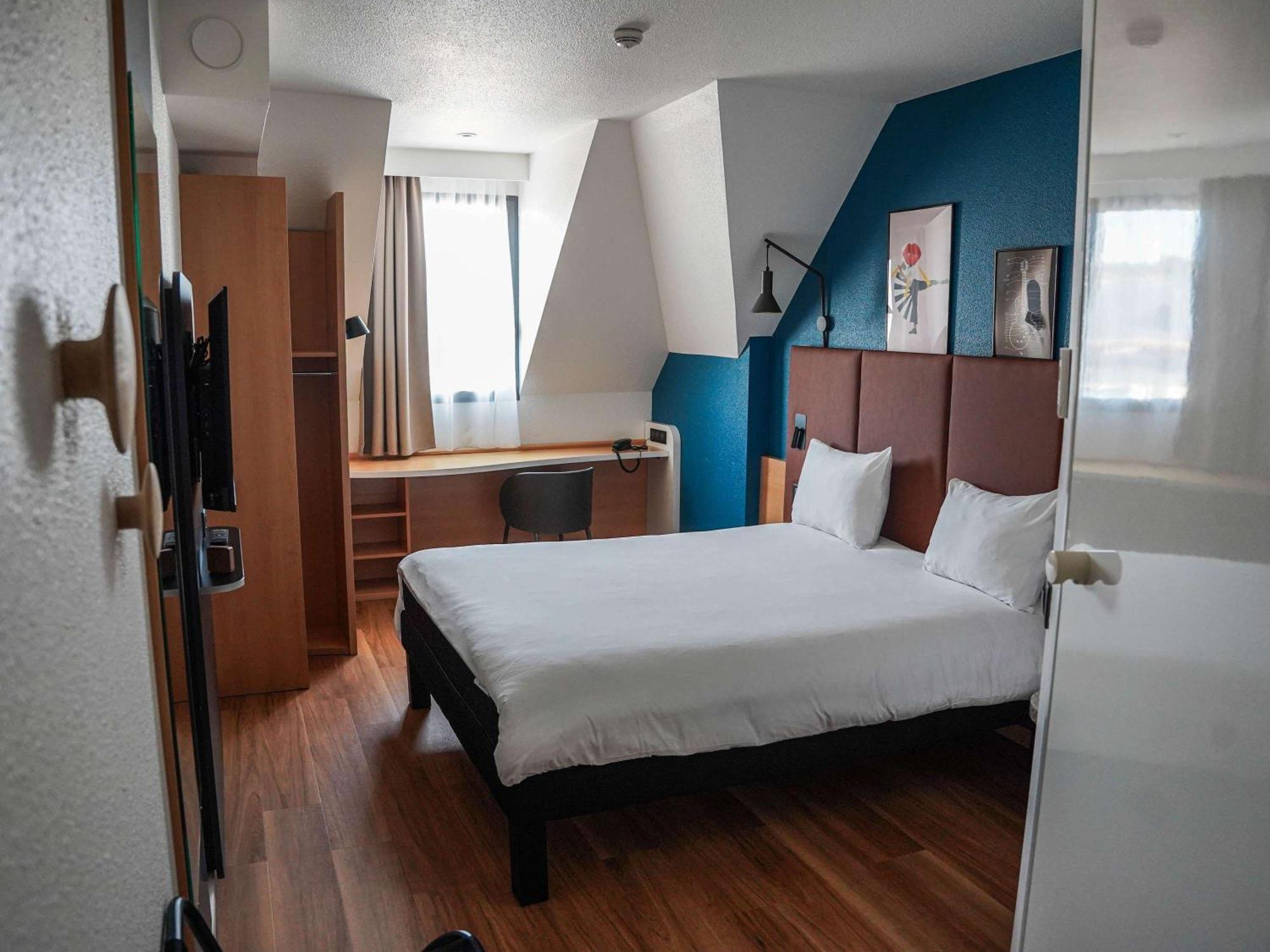 Ibis Bayeux En Bessin Port-en-Bessin-Huppain