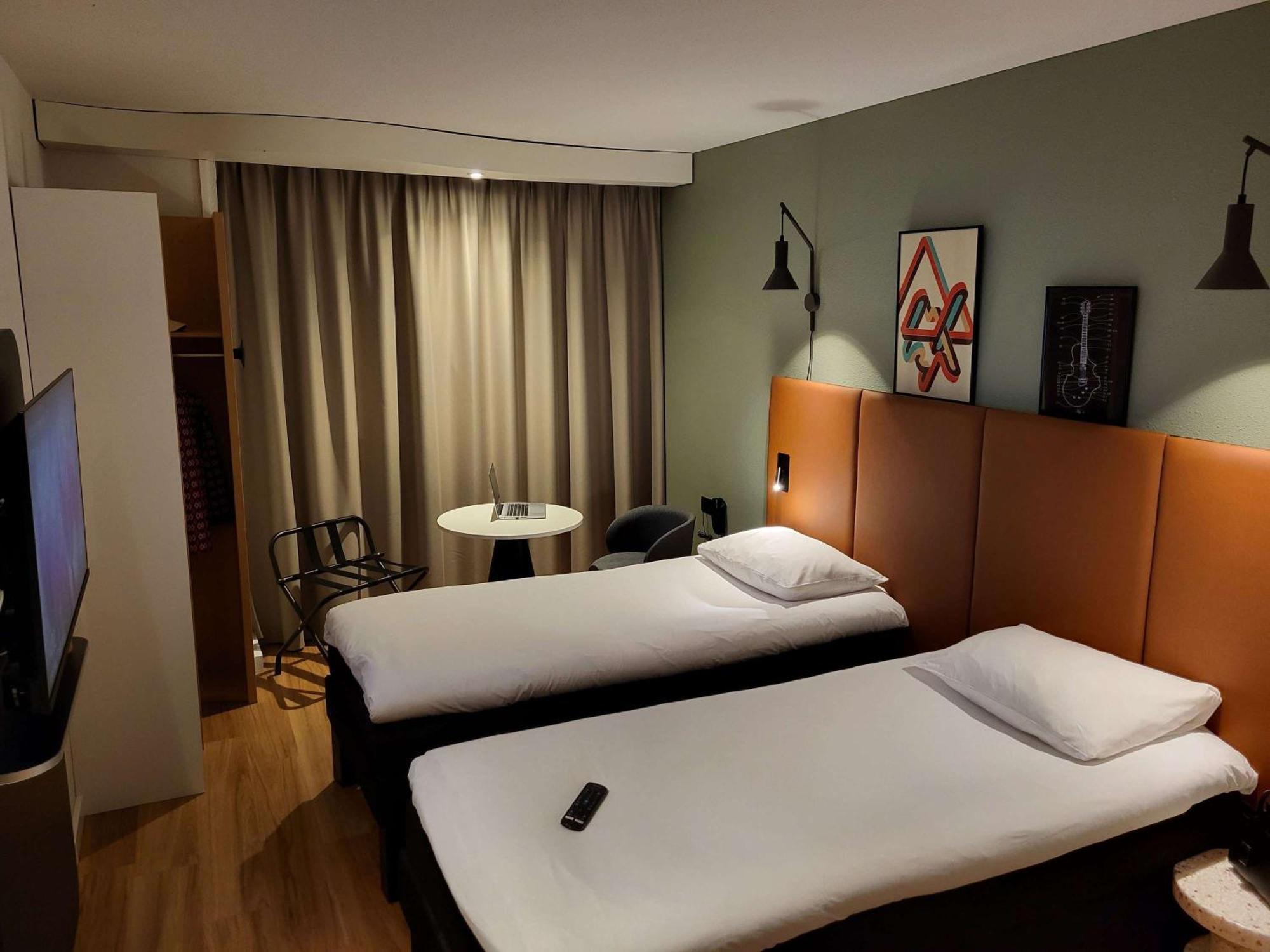 Ibis Bayeux En Bessin 3* Port-en-Bessin-Huppain